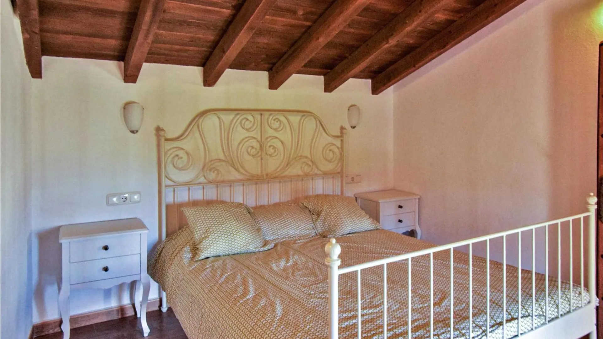 Lovely Home In Cortes De La Frontera With Kitchen Spain