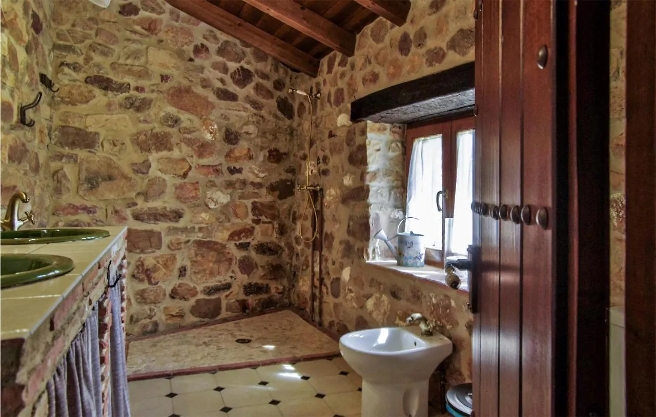 Lovely Home In Cortes De La Frontera With Kitchen Holiday home