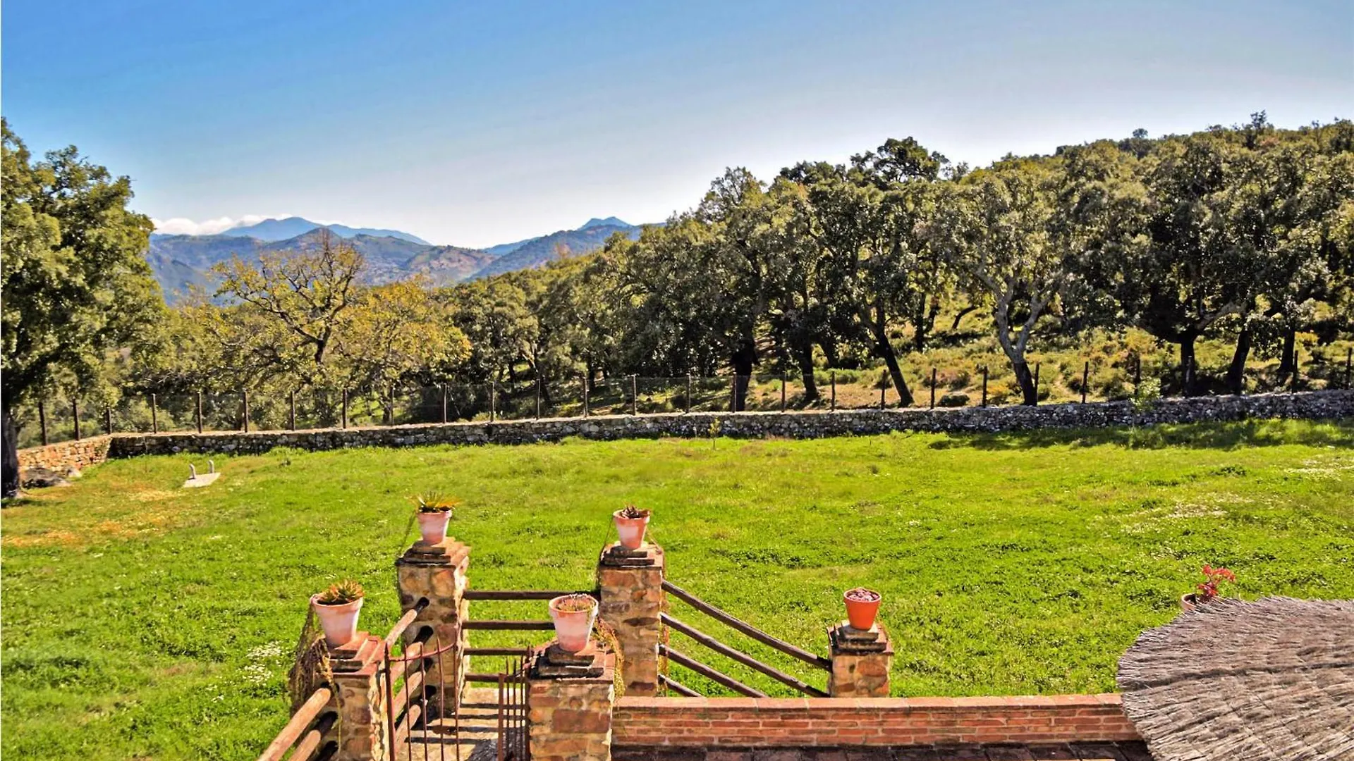 Lovely Home In Cortes De La Frontera With Kitchen Holiday home