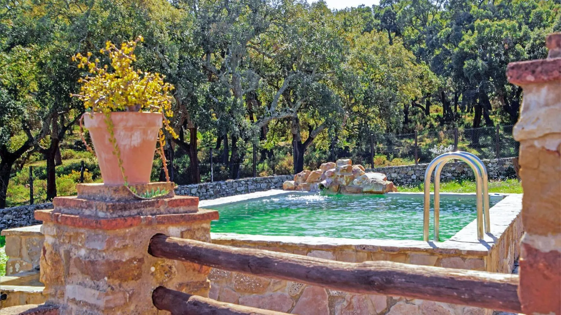 Lovely Home In Cortes De La Frontera With Kitchen Holiday home